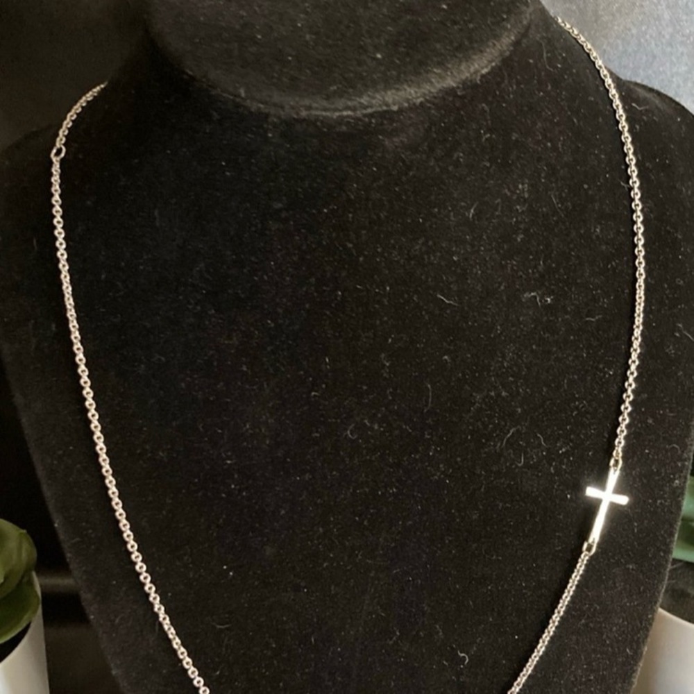 Avery Silver Cross Pendant Necklace